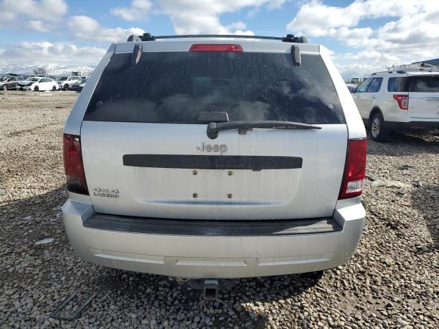 1J8GR48K08C120031 - 2008 JEEP GRAND CHER LAREDO SILVER photo 6