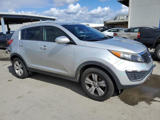 KNDPB3A27C7228714 - 2012 KIA SPORTAGE BASE SILVER photo 4