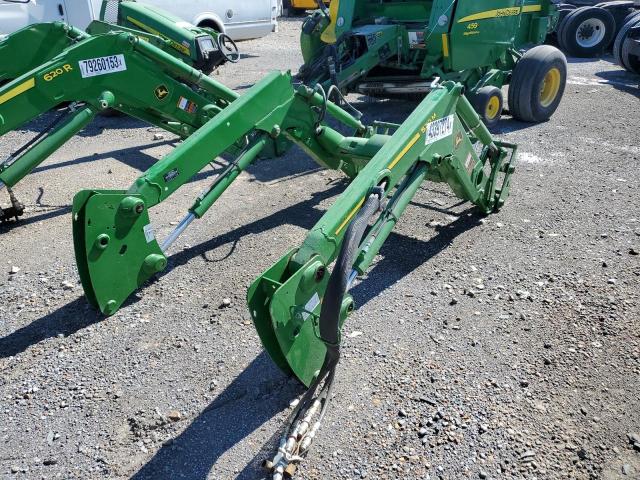 1P0520MXAND089723 - 2022 JOHN DEERE 520M GREEN photo 2