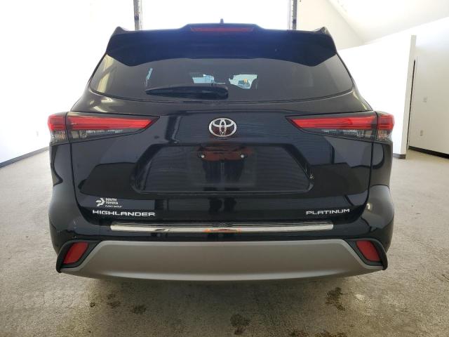 5TDFZRAH4NS129677 - 2022 TOYOTA HIGHLANDER PLATINUM BLACK photo 6