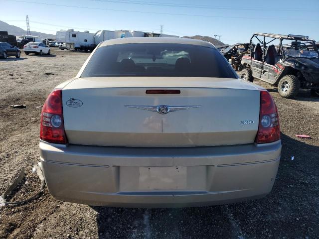 2C3KA43D59H521269 - 2009 CHRYSLER 300 LX TAN photo 6