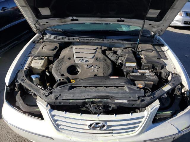 KMHFC46F07A190886 - 2007 HYUNDAI AZERA SE WHITE photo 11