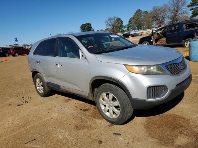 5XYKT3A10BG063864 - 2011 KIA SORENTO BASE SILVER photo 4