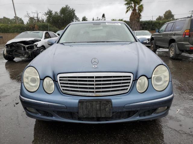 WDBUF56J96A829552 - 2006 MERCEDES-BENZ E 350 BLUE photo 5