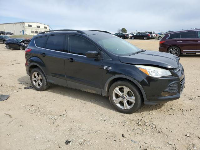 1FMCU0G94FUB87715 - 2015 FORD ESCAPE SE BLACK photo 4