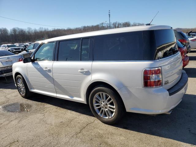 2FMGK5C85DBD23306 - 2013 FORD FLEX SEL WHITE photo 2