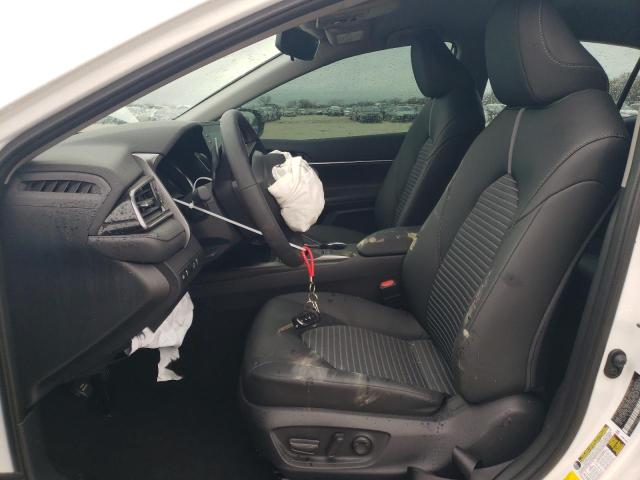 4T1G11AKXRU886458 - 2024 TOYOTA CAMRY SE NIGHT SHADE WHITE photo 7