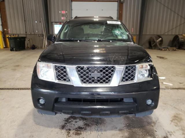 5N1AR18W25C784336 - 2005 NISSAN PATHFINDER LE შავი ფოტო 5