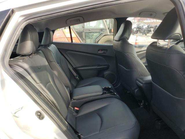 JTDKARFP0H3029278 - 2017 TOYOTA PRIUS PRIM 银色 照片 10