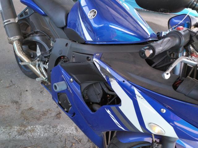 JYARJ06Y53A000846 - 2003 YAMAHA YZFR6 L BLUE photo 9