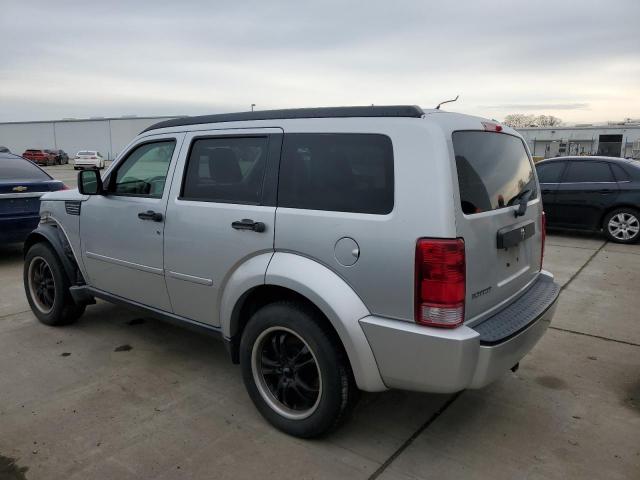 1D8GT28K68W139969 - 2008 DODGE NITRO SXT SILVER photo 2