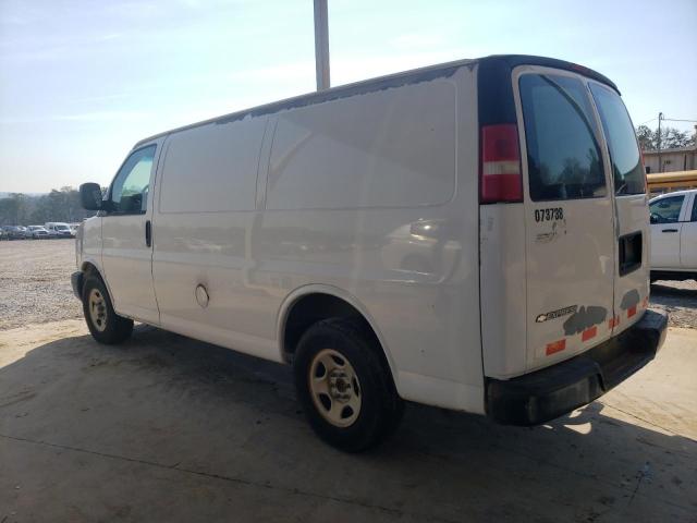 1GCFG15XX71160358 - 2007 CHEVROLET EXPRESS G1 WHITE photo 2