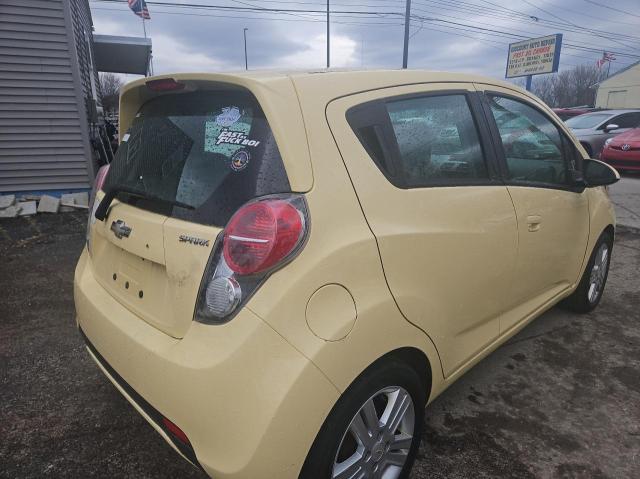 KL8CD6S98EC489651 - 2014 CHEVROLET SPARK 1LT YELLOW photo 4