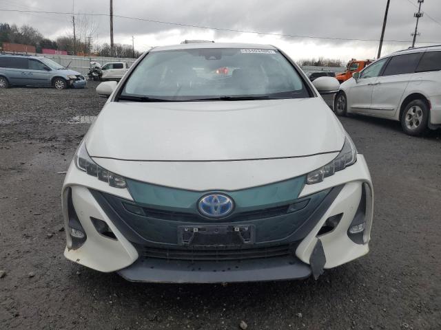 JTDKARFP8K3119155 - 2019 TOYOTA PRIUS PRIM 白色 照片 5