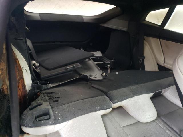 5YJSA1E44JF272979 - 2018 TESLA MODEL S Սև լուսանկար 10