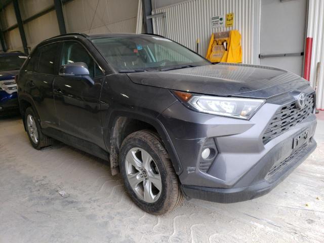 2T3P1RFV6MC215386 - 2021 TOYOTA RAV4 XLE CHARCOAL photo 4