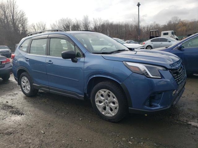 JF2SKACC2NH471544 - 2022 SUBARU FORESTER BLUE photo 4