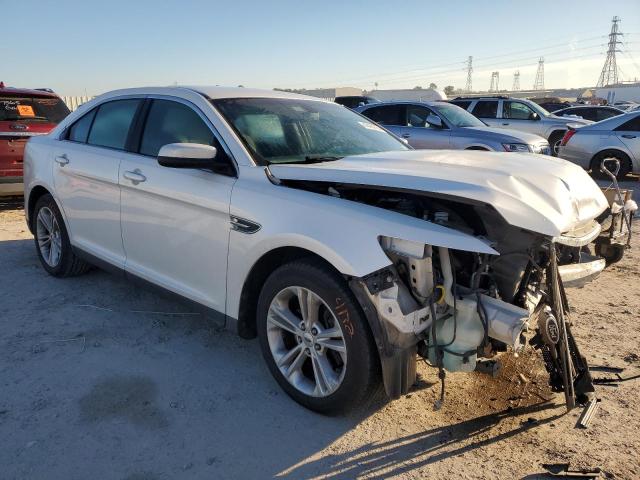 1FAHP2E85FG153682 - 2015 FORD TAURUS SEL WHITE photo 4