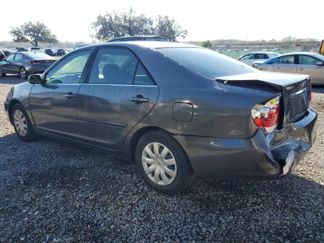 4T1BE30K95U986332 - 2005 TOYOTA CAMRY LE GRAY photo 2