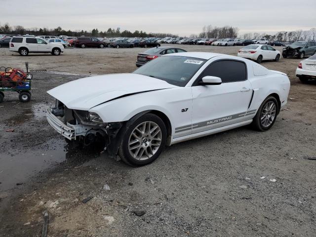 1ZVBP8AM1E5265392 - 2014 FORD MUSTANG WHITE photo 1