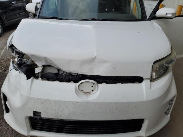 JTLZE4FE2DJ043682 - 2013 TOYOTA SCION XB WHITE photo 11