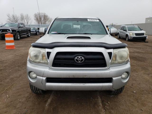 3TMMU4FN9AM019726 - 2010 TOYOTA TACOMA DOUBLE CAB LONG BED SILVER photo 5