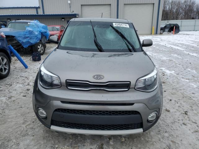 KNDJP3A55K7678071 - 2019 KIA SOUL + GRAY photo 5