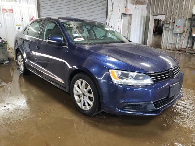 3VWDP7AJ1DM386151 - 2013 VOLKSWAGEN JETTA SE BLUE photo 4