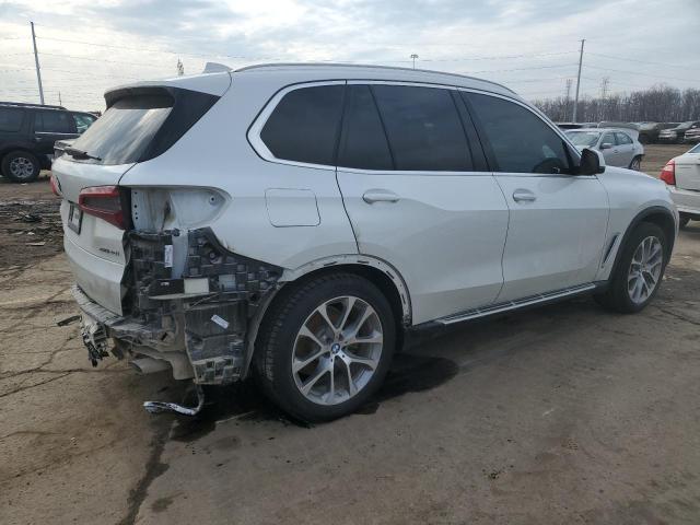 5UXCR6C01LLL65578 - 2020 BMW X5 XDRIVE40I WHITE photo 3