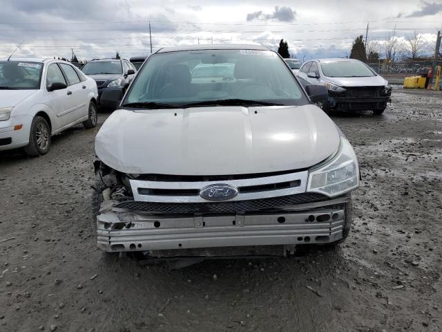 1FAHP34N28W172633 - 2008 FORD FOCUS S/SE GRAY photo 5