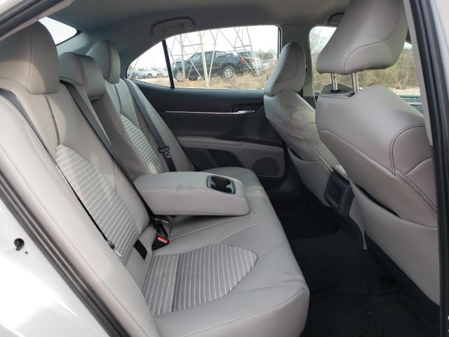 4T1G11AK6RU204806 - 2024 TOYOTA CAMRY SE NIGHT SHADE WHITE photo 10