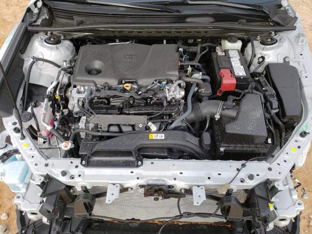 4T1G11AK6RU204806 - 2024 TOYOTA CAMRY SE NIGHT SHADE WHITE photo 11