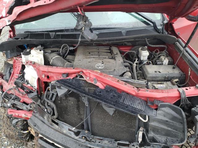 5TFDY5F19HX597952 - 2017 TOYOTA TUNDRA CREWMAX SR5 RED photo 11