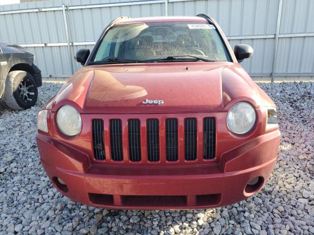 1J8FF47W17D179963 - 2007 JEEP COMPASS RED photo 5