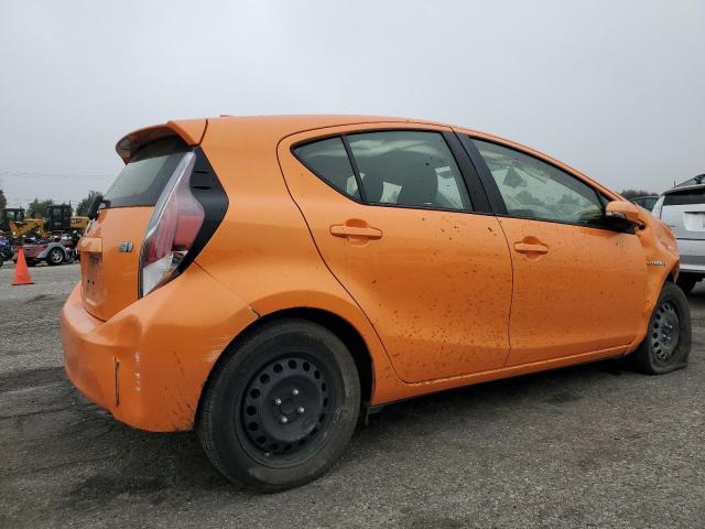 JTDKDTB38F1089731 - 2015 TOYOTA PRIUS C ORANGE photo 3