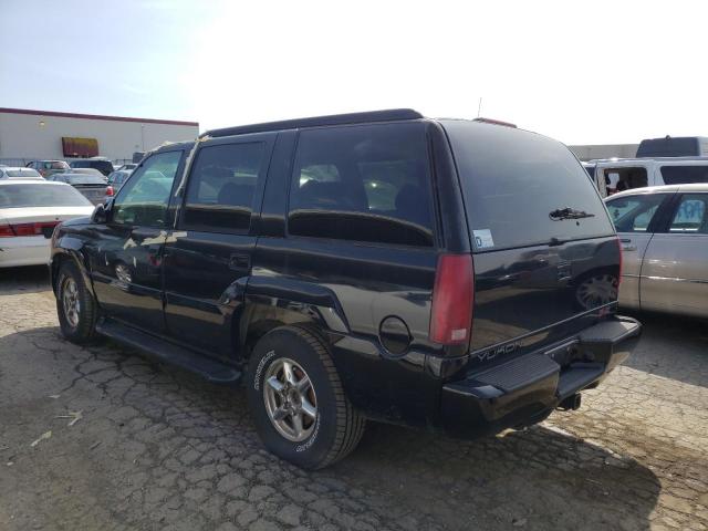 1GKEK63R6YR199550 - 2000 GMC DENALI BLACK photo 2