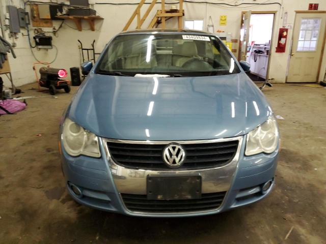 WVWBA7AH7AV010029 - 2010 VOLKSWAGEN EOS TURBO BLUE photo 5