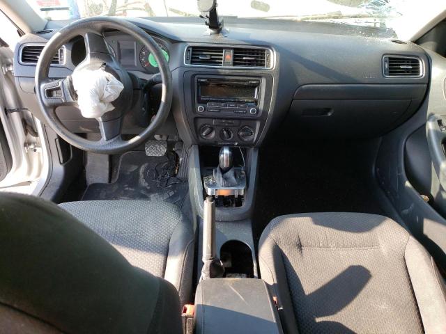 3VW2K7AJ7CM315993 - 2012 VOLKSWAGEN JETTA BASE Gümüş foto 8