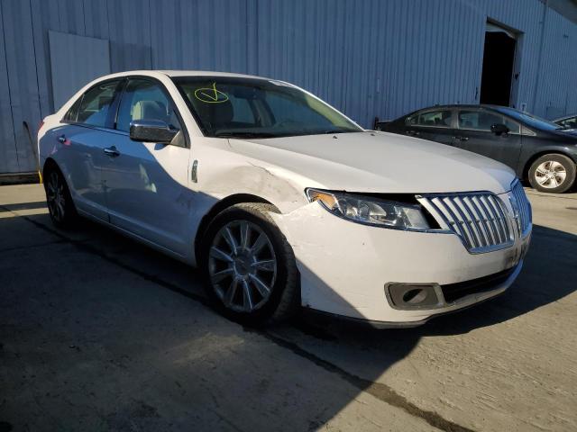 3LNHL2JC8BR776101 - 2011 LINCOLN MKZ WHITE photo 4