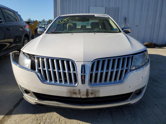 3LNHL2JC8BR776101 - 2011 LINCOLN MKZ WHITE photo 5