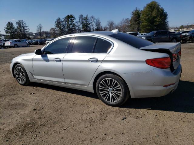 WBAJA7C5XJWA71769 - 2018 BMW 530 XI SILVER photo 2