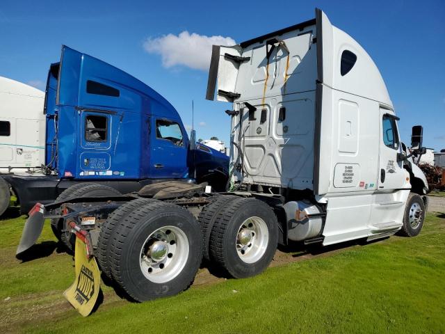 3AKJGLDR0HSHJ4277 - 2017 FREIGHTLINER CASCADIA 1 WHITE photo 4