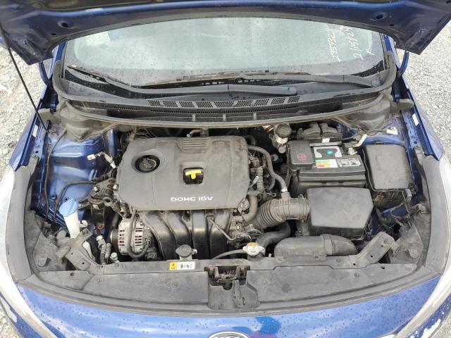 3KPFL4A79JE235932 - 2018 KIA FORTE LX BLUE photo 11