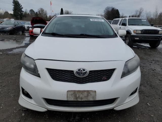 1NXBU40E39Z085529 - 2009 TOYOTA COROLLA BASE WHITE photo 5