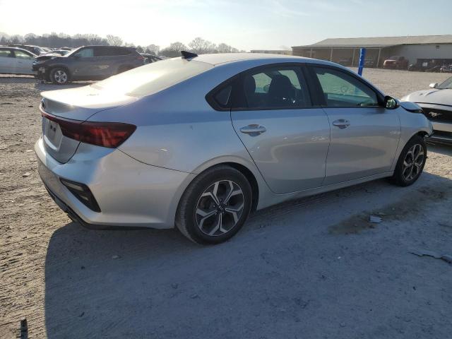 3KPF24AD3KE013221 - 2019 KIA FORTE FE SILVER photo 3