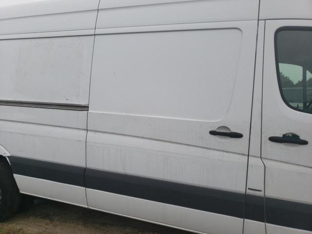 WD3PF1CC0D5732091 - 2013 MERCEDES-BENZ SPRINTER 3500 WHITE photo 11