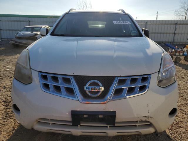 JN8AS5MT6DW028036 - 2013 NISSAN ROGUE S WHITE photo 5