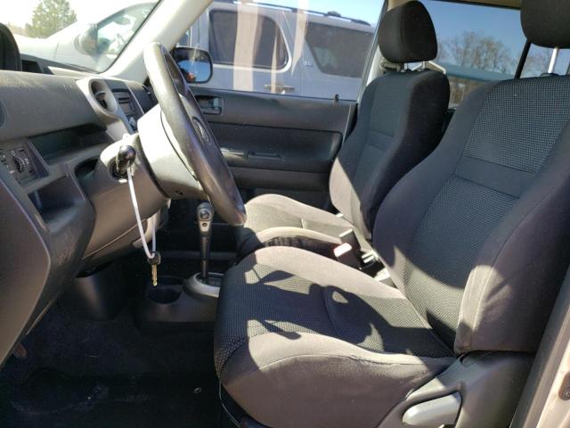 JTLKT324150189352 - 2005 TOYOTA SCION XB Сріблястий фото 7