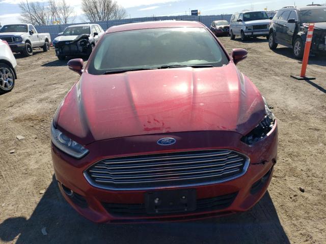 3FA6P0H91GR268158 - 2016 FORD FUSION SE RED photo 5