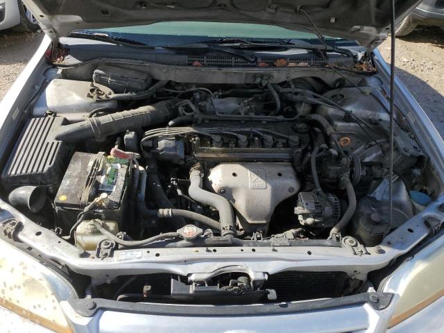 JHMCG564X1C002949 - 2001 HONDA ACCORD LX SILVER photo 11